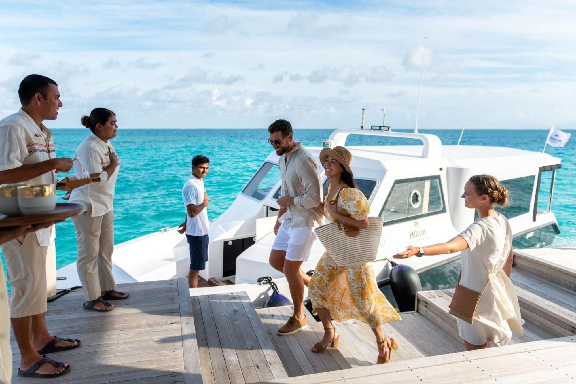 Hilton Maldives Amingiri Resort & Spa Male Exterior photo