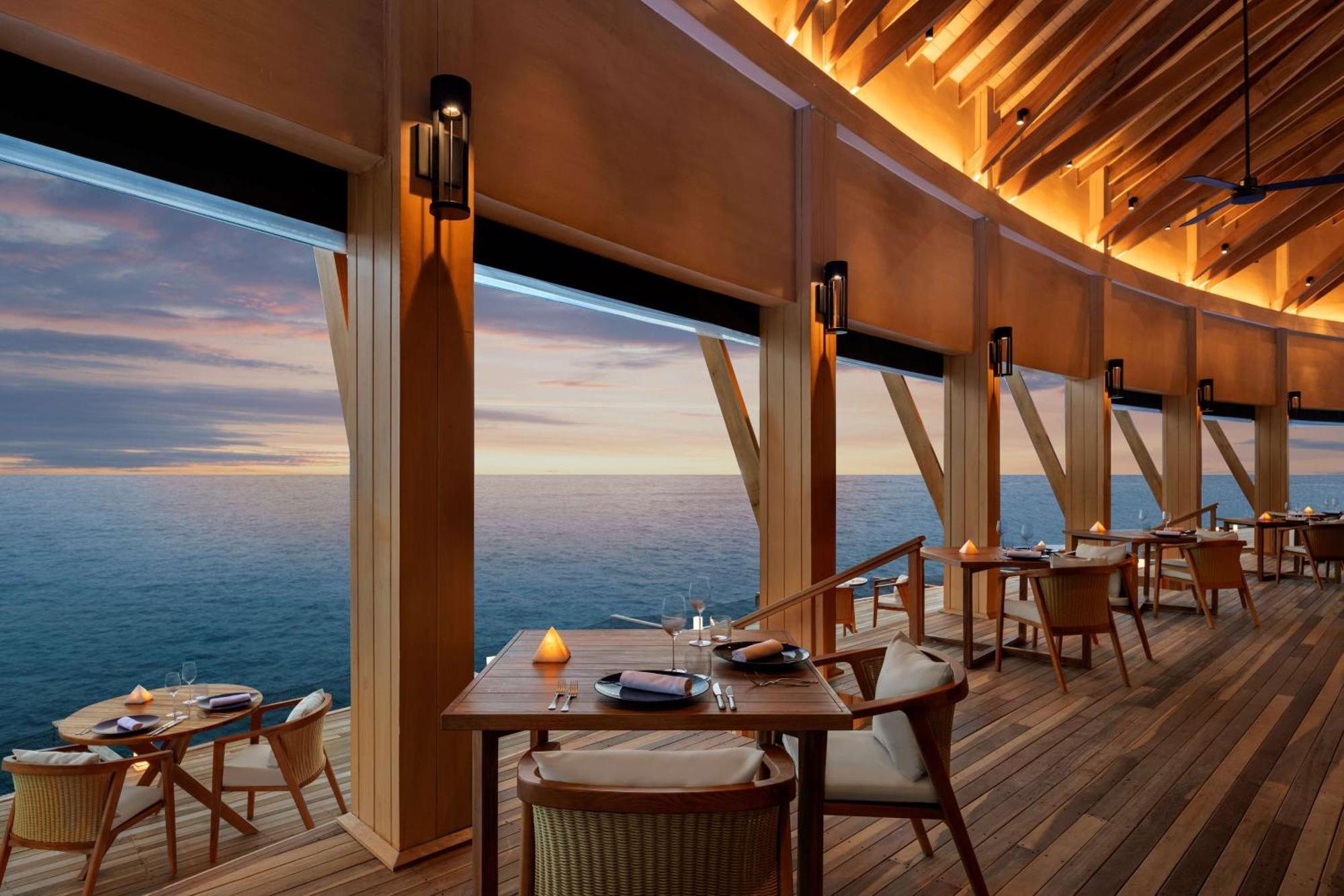 Hilton Maldives Amingiri Resort & Spa Male Exterior photo