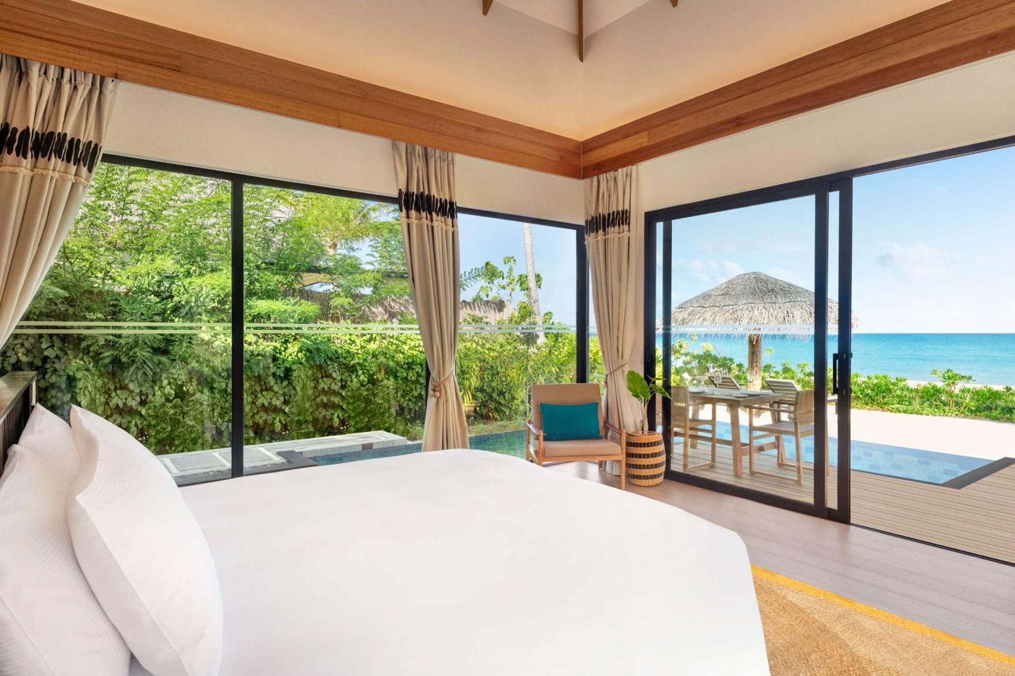 Hilton Maldives Amingiri Resort & Spa Male Exterior photo