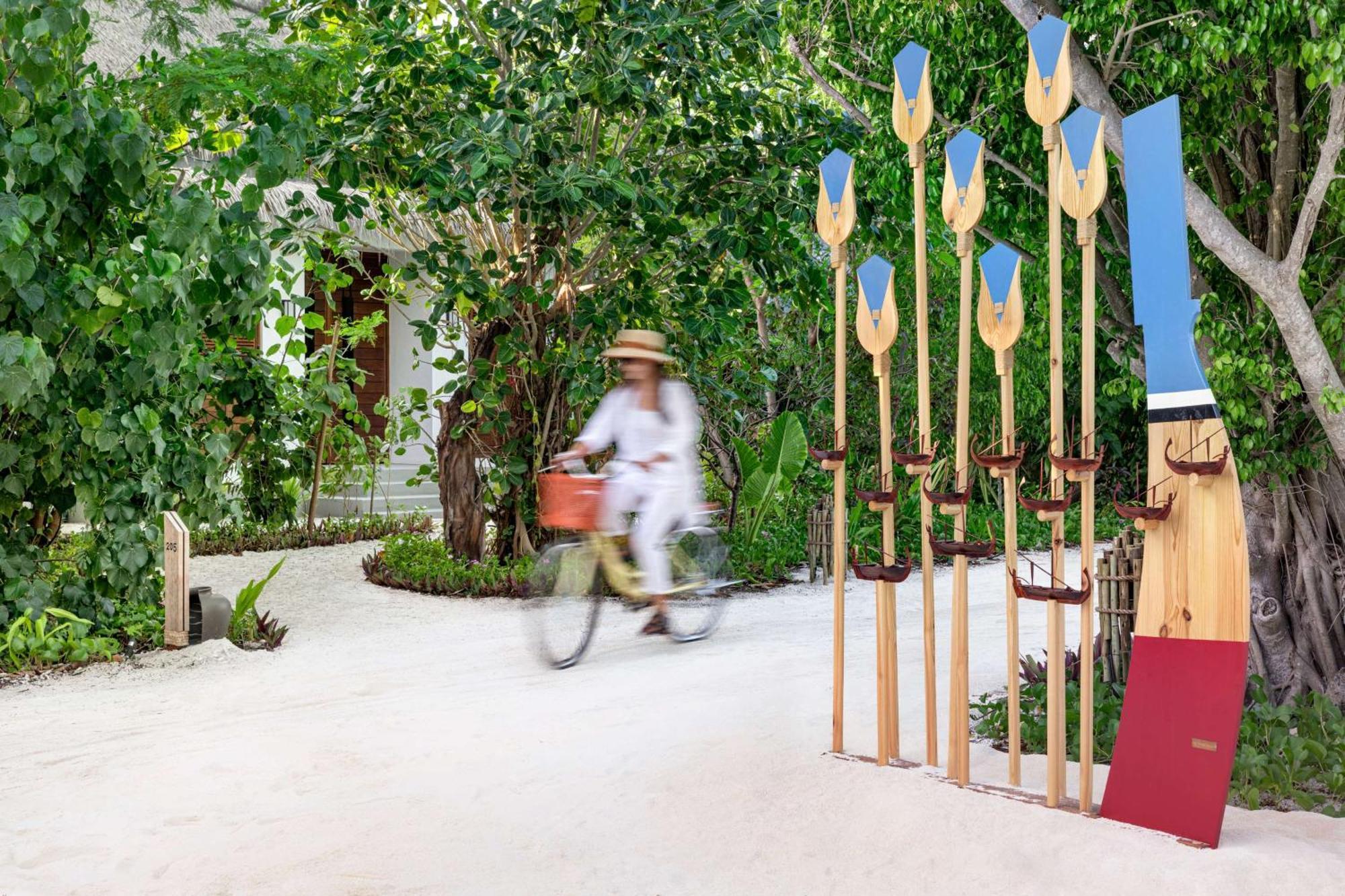 Hilton Maldives Amingiri Resort & Spa Male Exterior photo